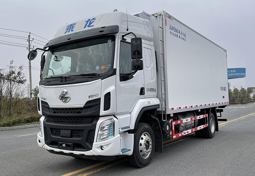 柳汽乘龍6米8冷藏車(chē)圖片