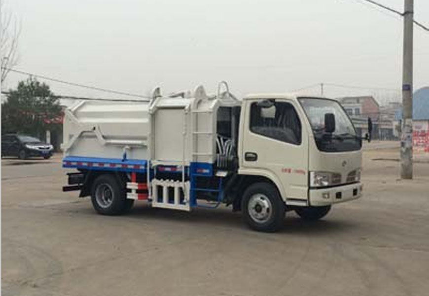 國五東風(fēng)5方壓縮對(duì)接式垃圾車