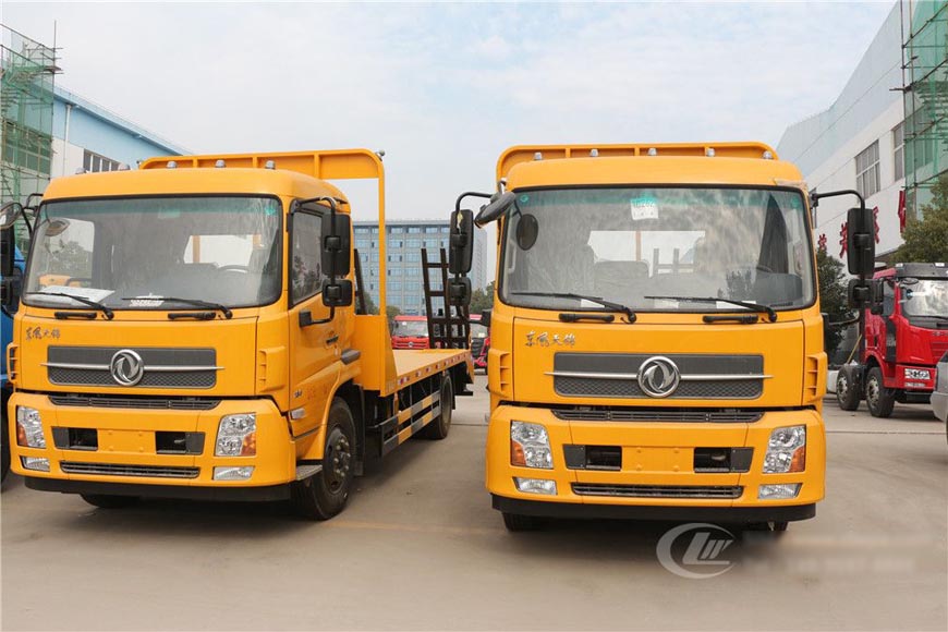 東風(fēng)天錦平板運(yùn)輸車(chē)